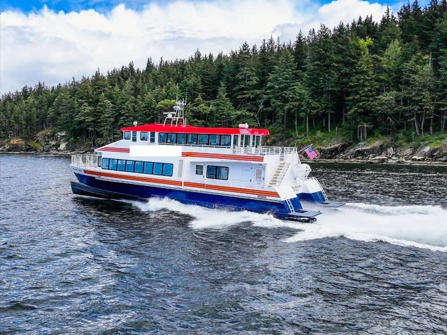 Aluminum catamaran passenger boat charter service