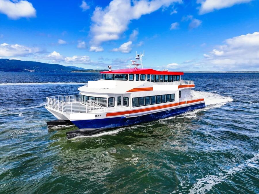 Aluminum catamaran passenger boat passenger deck
